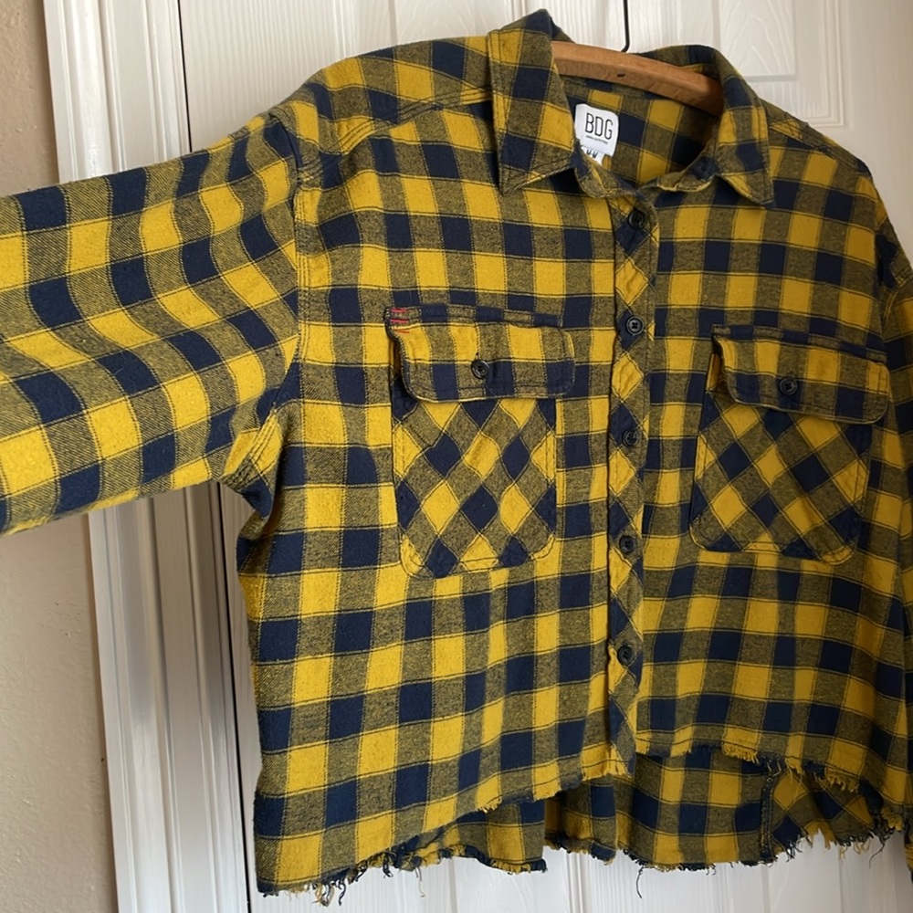BDG - Urban Outfitters boxy flannel- Medium